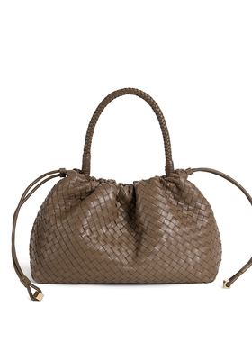 【亚楠】羊皮编织云朵包  10108松果咖