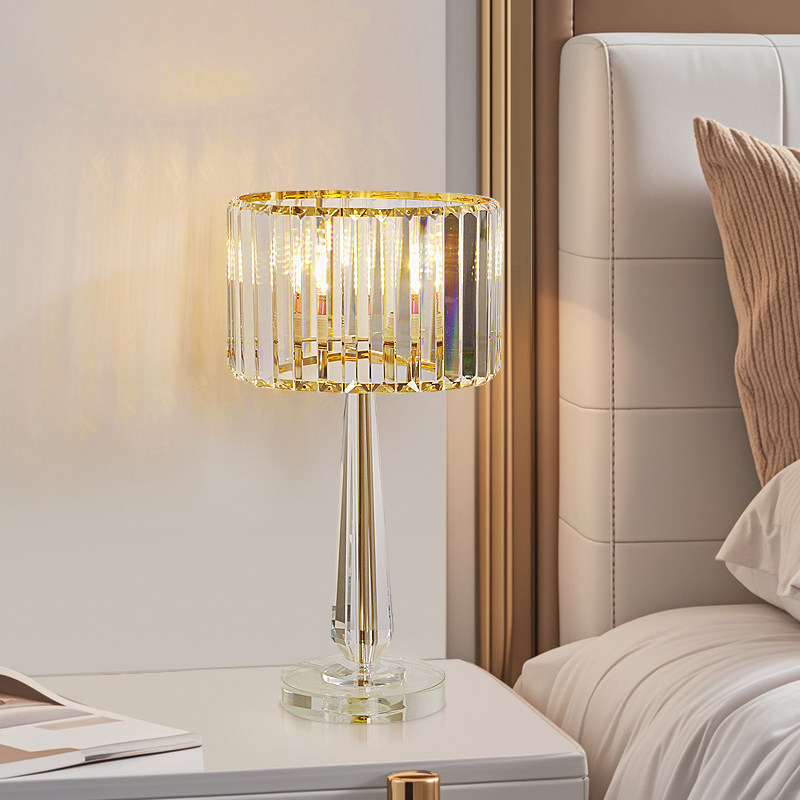 轻奢水晶台灯浪漫温馨卧室床头三C色可调光高级感现代客厅沙发台