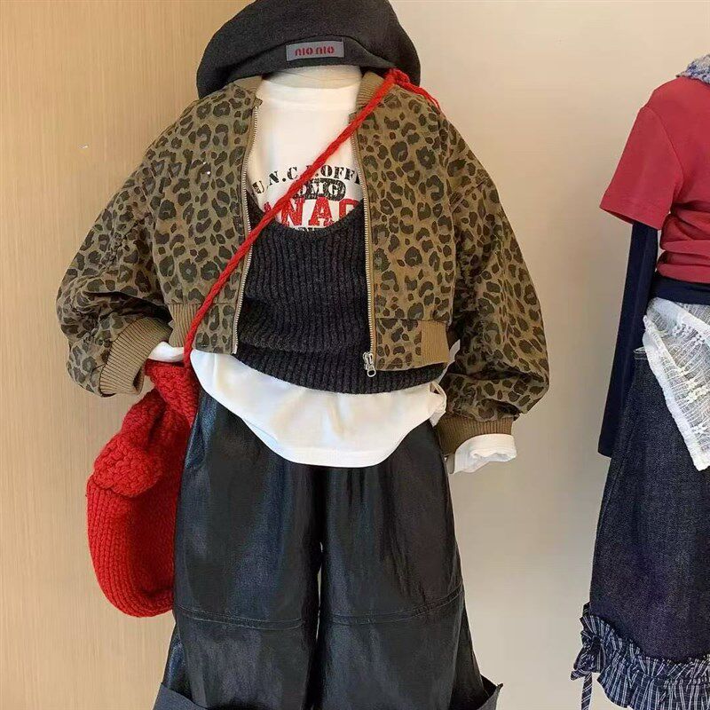 儿童豹纹短款外套秋冬新款2025男女童帅气防风衣机车服夹克衫上衣