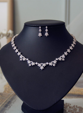 新款新娘结婚项链耳环套装闪耀锆石晚宴聚会配饰简约婚纱礼服首饰