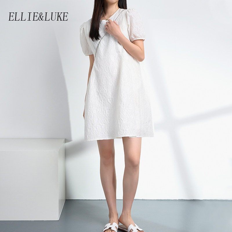 孕妇装宽松连衣裙夏季薄款时尚洋气大码白色孕M妈妈裙子女2024新