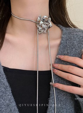 立体两戴花朵腰链配裙子高级感长C款毛衣项链配饰可调节锁骨链颈