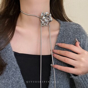 立体两戴花朵腰链配裙子高级感长C款毛衣项链配饰可调节锁骨链颈