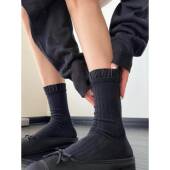 色高端时尚 初秋这样穿 黑白经典 精致 覆古耳朵带来时尚