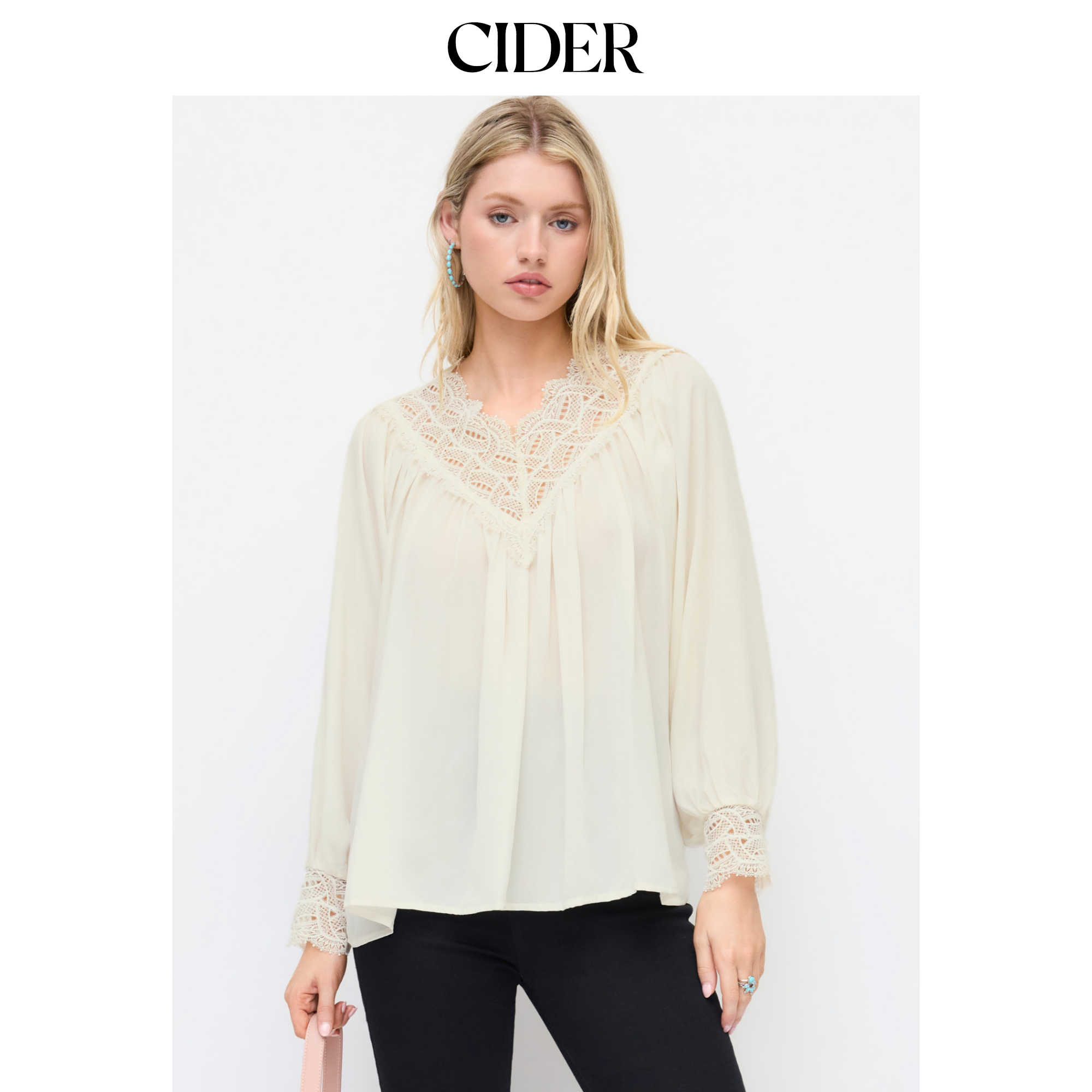 CIDER撞色蕾丝雪纺V领长袖上衣114941117