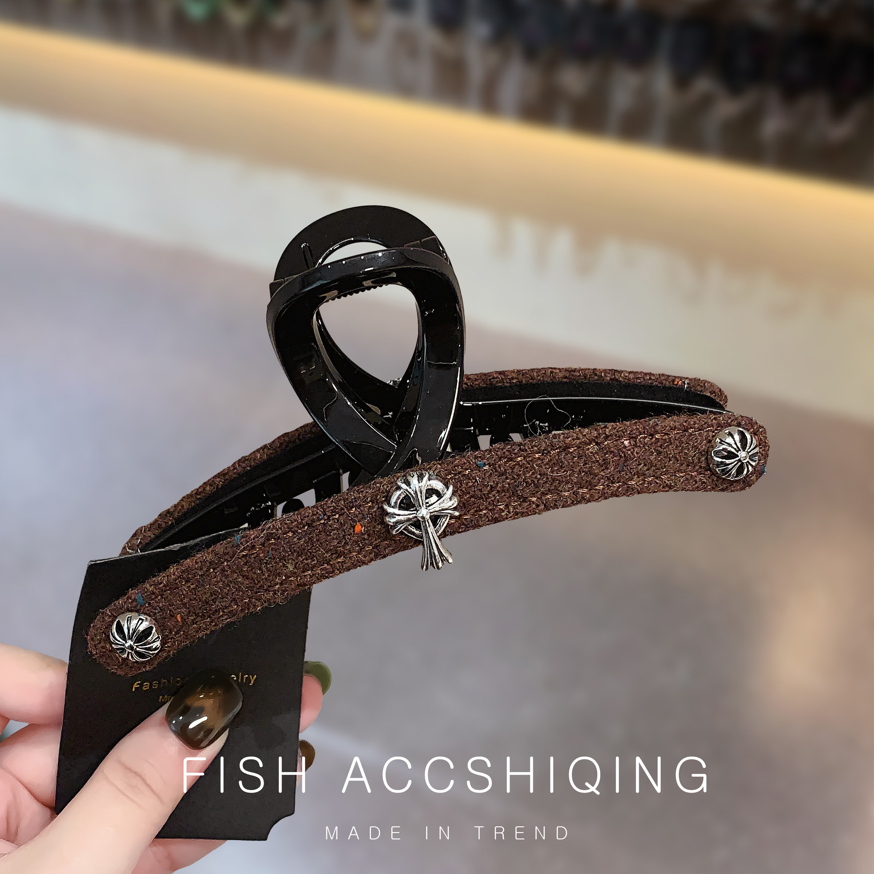 后脑盘发发卡气质鲨鱼夹发抓发饰