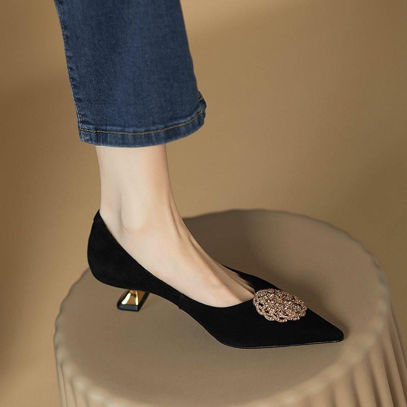 通勤法式绒面工作鞋不累脚女职业细跟小码新款尖头黑色低跟鞋单鞋