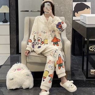 派大星睡衣套装女秋冬加厚新款可爱印花珊瑚绒卡通甜美开衫两件套