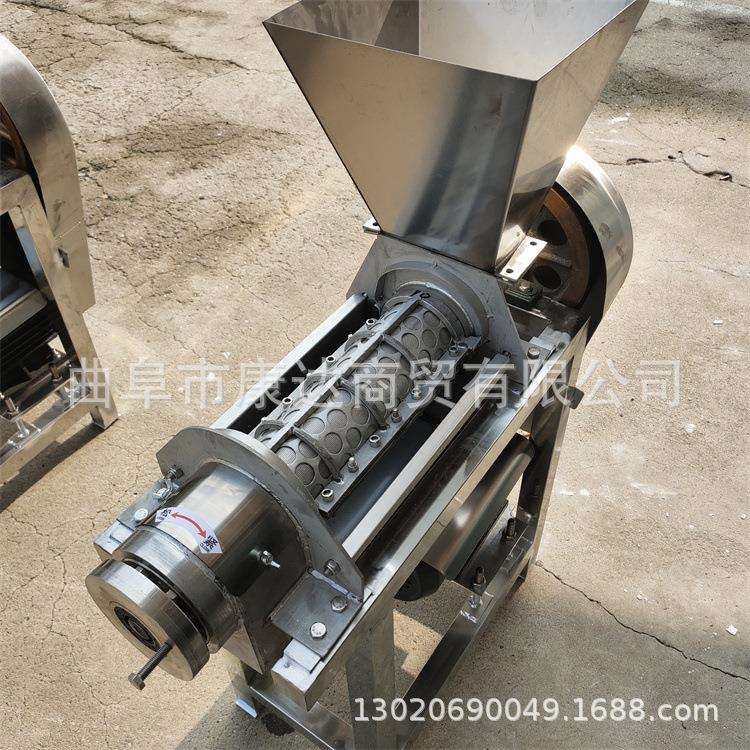 1吨螺旋榨汁分离机不锈钢材质鲜榨柠檬香梨火龙果带破碎功能