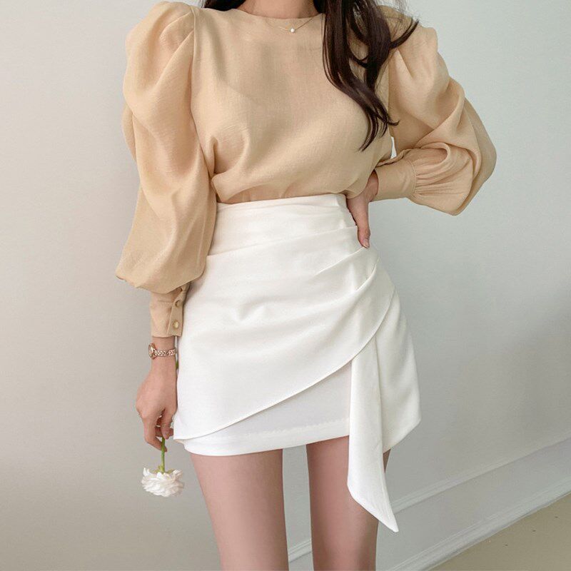 白色不规则半身裙女 2024春季新款设计感小众高腰夏季包臀a字短裙