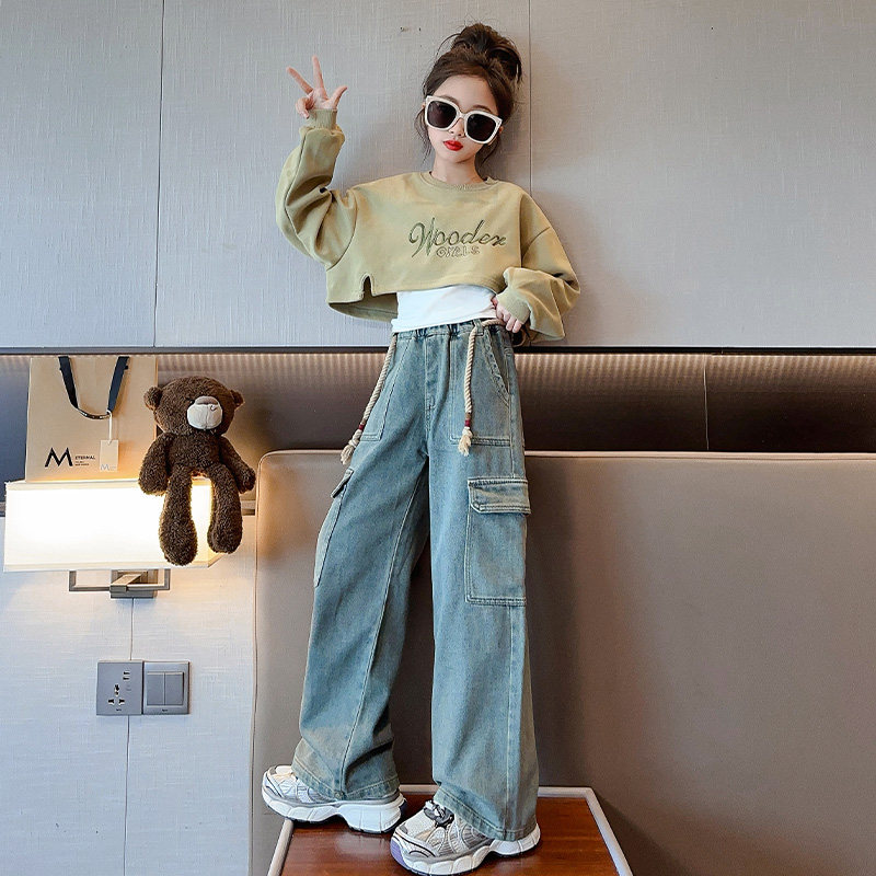 女童秋装套装2023新款洋派女大童时髦卫衣儿童套装牛仔工装裤三件