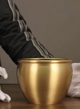 厂家 黄铜制作 光面缸 米缸 内带金蟾 家居工艺品 装饰品摆件