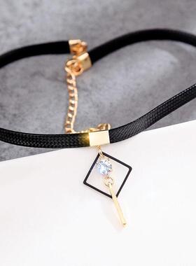 气质黑色仿水晶项链女简约锁骨链短款脖子饰品网红颈带轻奢