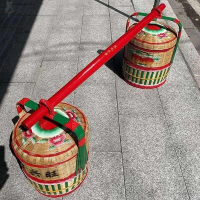 扁挑29765担挑水p用老木实东木水的扁担长钩具宽婚道挑担子西担水