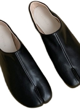 平底小众分趾猪蹄单鞋女鞋子2w021年新款夏季黑色软底奶奶鞋春秋