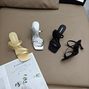 仙女风配裙子细跟一字 女外穿2A025夏新款 法式 气质花朵高跟凉拖鞋