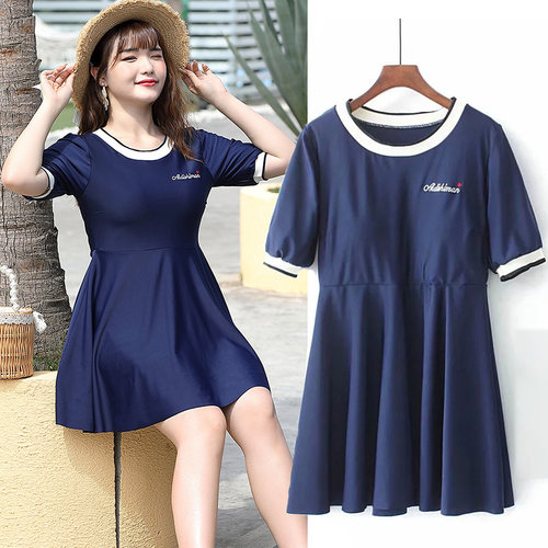 大码泳衣女胖mm2021新款显瘦弹力保守遮肚沙O滩短袖分体泳衣连衣