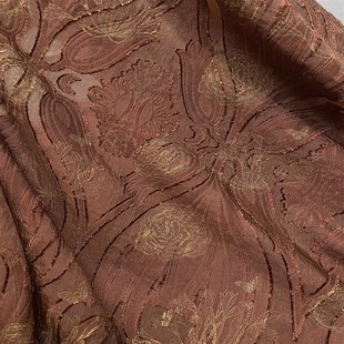 精美花瓣剪花烫金印花布料红褐色气质H款连衣裙衬衫小衫新中式面