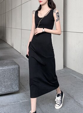 黑色吊带连衣裙女秋季新款法式气质显身材打底裙S修身显瘦背心长
