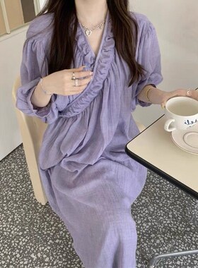 法式开襟孕妇装夏季薄款V领孕妇连衣裙白色设计S感小众收腰中长款