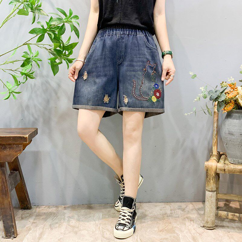 2025夏季新款松紧腰牛仔短裤女宽松大码刺绣破洞高腰显瘦热裤五分