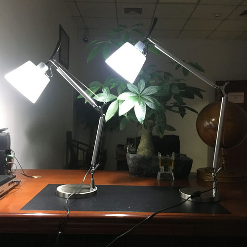 人气铝材双臂折叠布艺台灯卧室书房按钮开关遥控LED酒店客房立灯