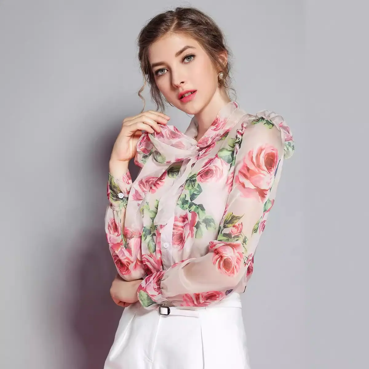 6969 2025春装新款衬衫 女印花玫瑰花领系带衬衫上衣配吊带真丝