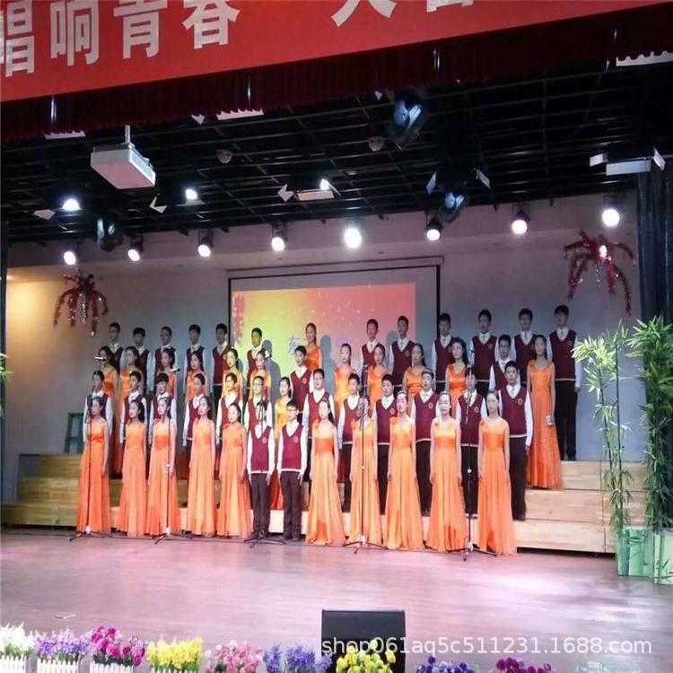 音乐教室用移动可伸缩三层合唱台阶推拉式松木大合唱比赛阶梯台阶