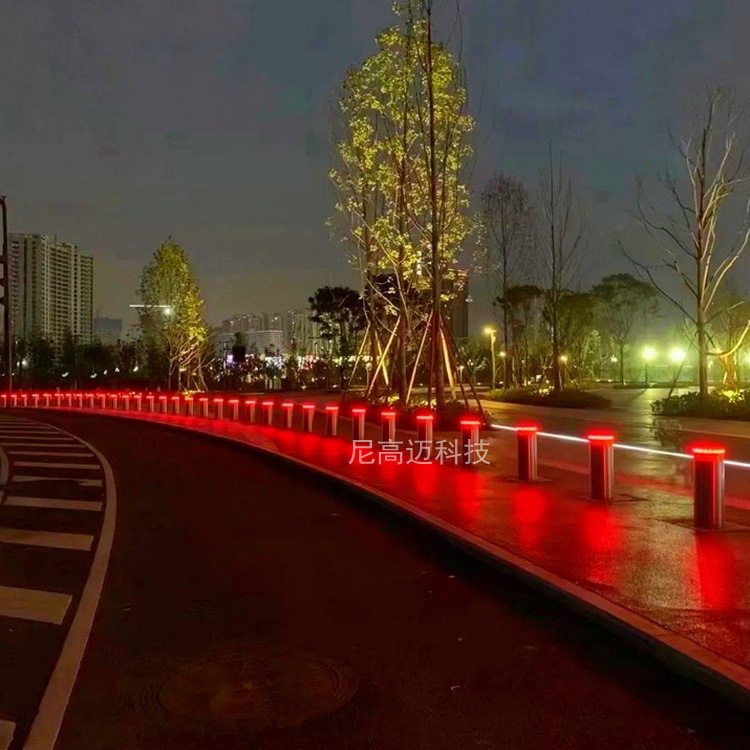 遥控自动升降防撞路障柱LED灯