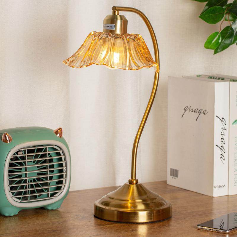 金属台灯主房间书桌轻奢卧室学习护眼中式法式复古氛围灯家居