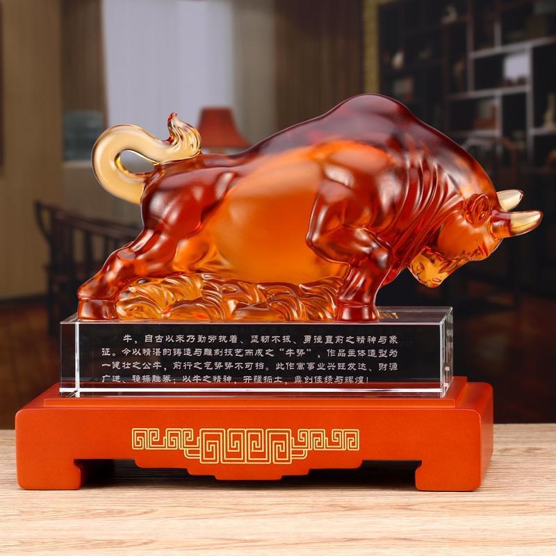 牛摆件公司开业礼品商务摆设生肖琉璃工艺品牛气冲天办公室装饰品