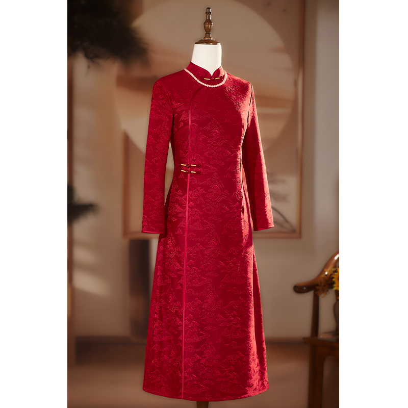 2月份秋冬妈妈婚礼红色旗袍加厚