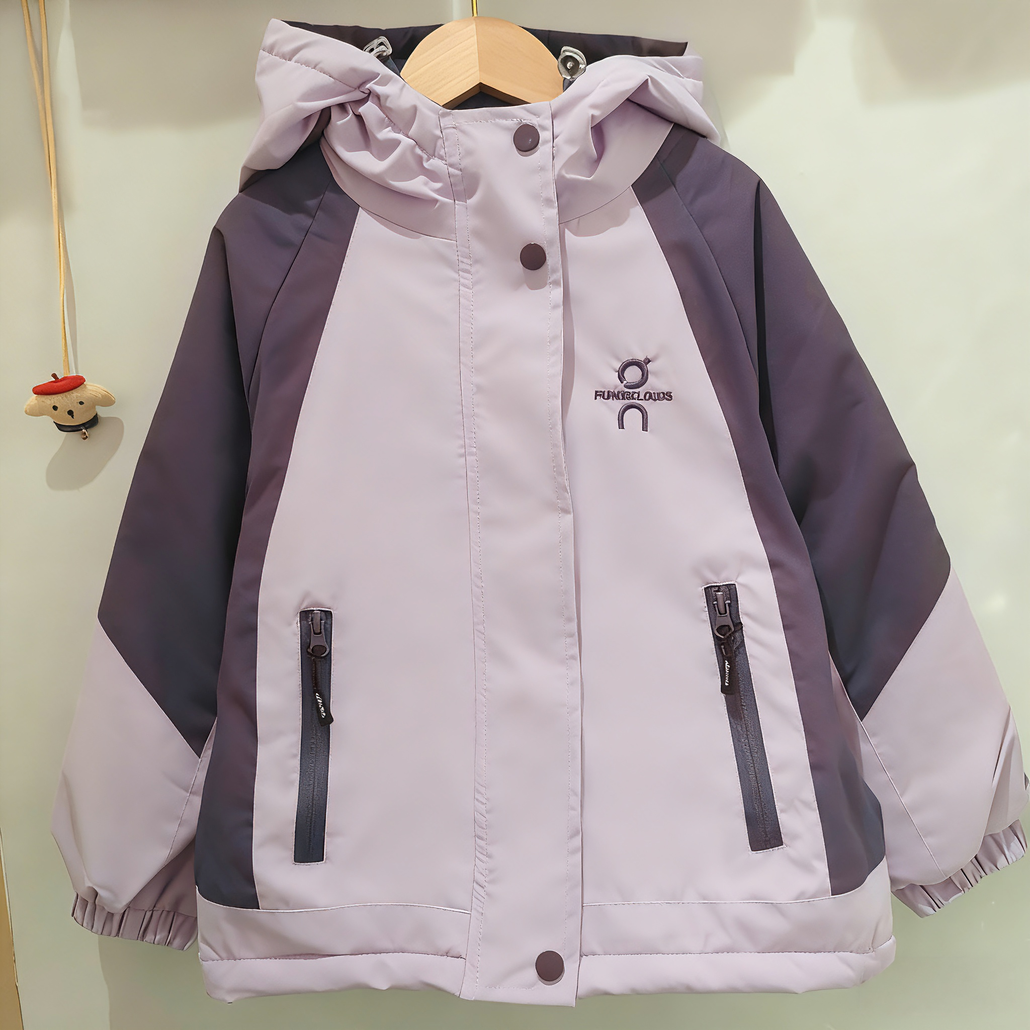 100-140尺码儿童秋冬款连帽冲锋衣外套男女童拼色三防羽绒服外套