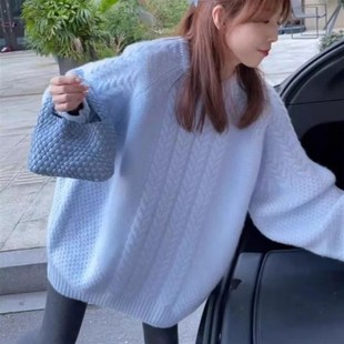 蓝色奶呼呼麻花软糯慵懒风毛衣女秋冬季外穿加厚宽松中长款针织衫