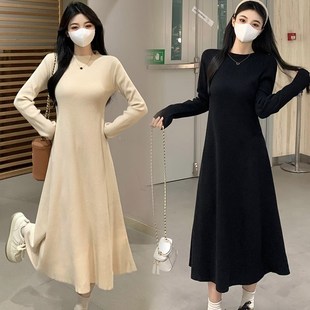 大码女针织配大衣胖mm秋冬新款显瘦白色毛衣内搭打底小个子连衣裙