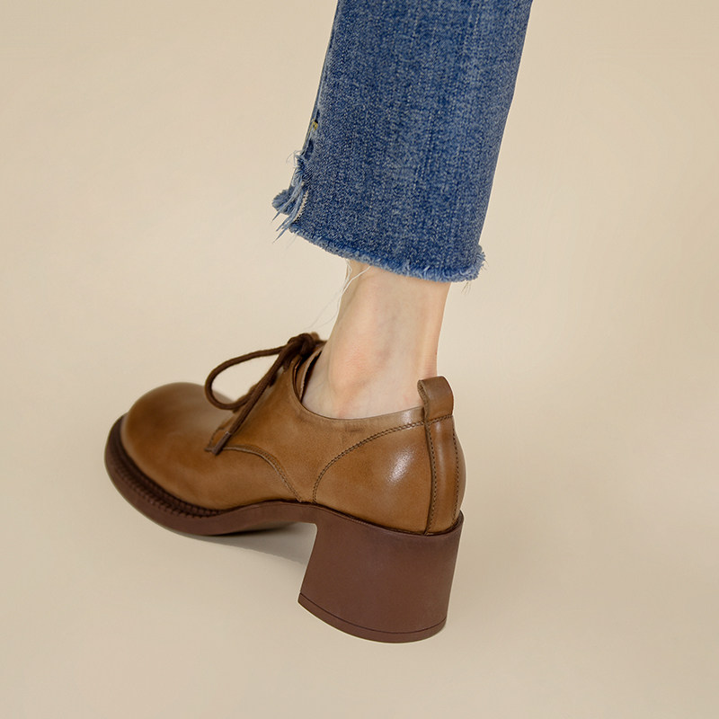 空欢喜2022春季新款复古棕色绑带高跟单鞋女深口粗跟真皮圆头女鞋,女鞋,深口单鞋,淘宝优惠券,粉丝福利购,淘宝优惠卷
