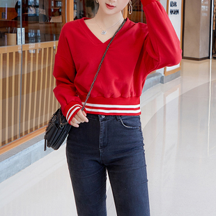 红色短款卫衣女2021秋冬韩版宽松加绒加厚长袖套头v领高腰上衣