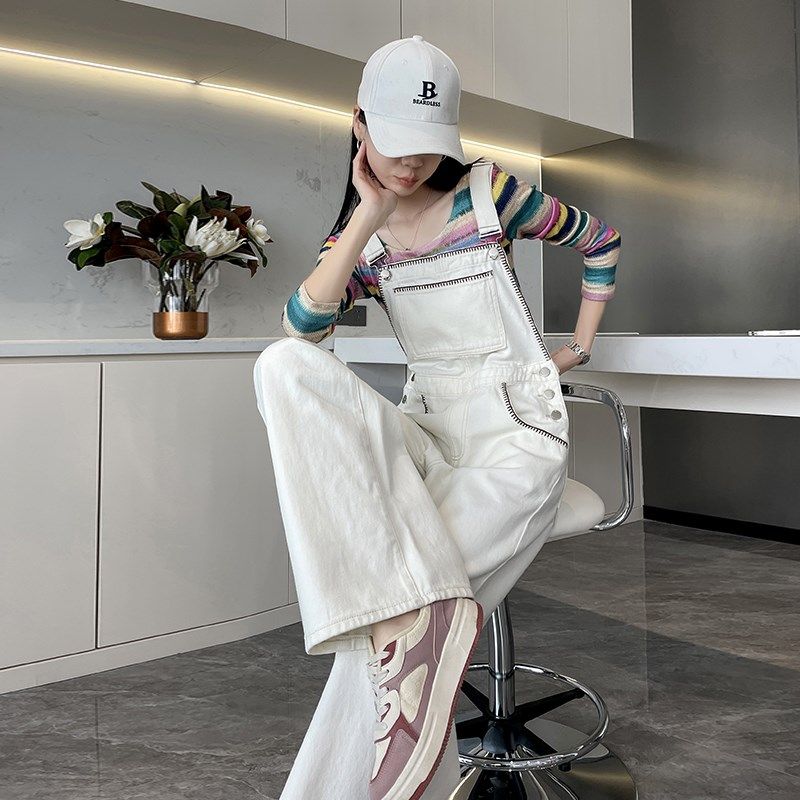 白色牛仔背带裤女2025新款春秋季慵懒风减龄显瘦宽W松阔腿连体长