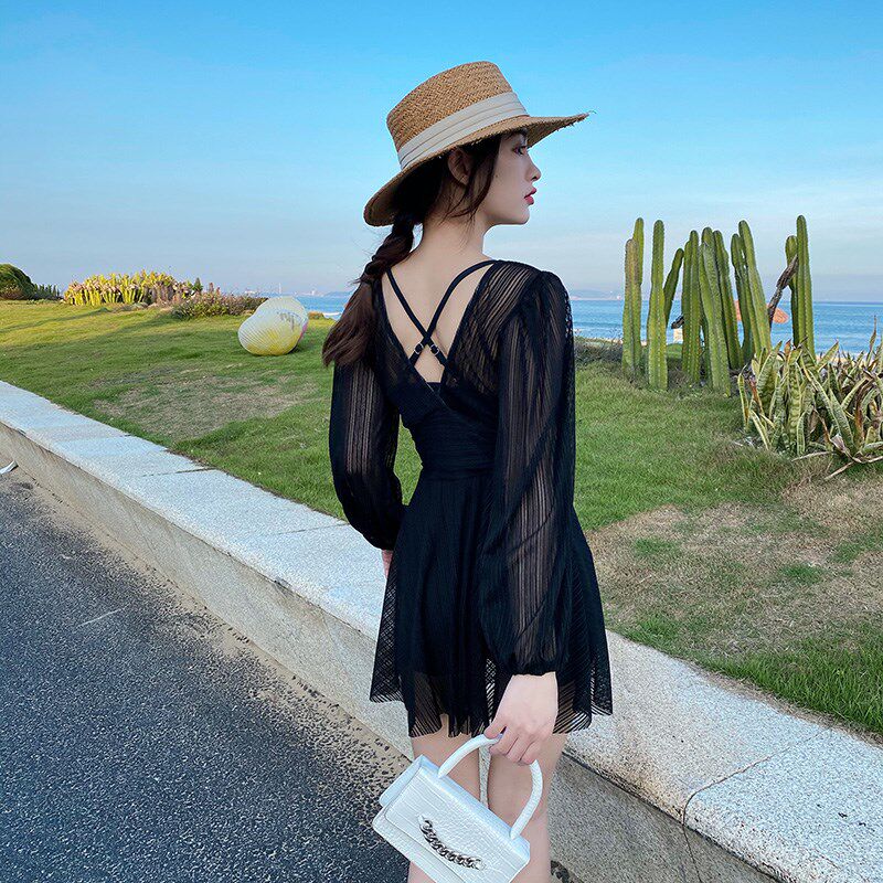 连体泳衣女款2024新款大码x胖mm遮肚保守显瘦高级感泡温泉长袖泳