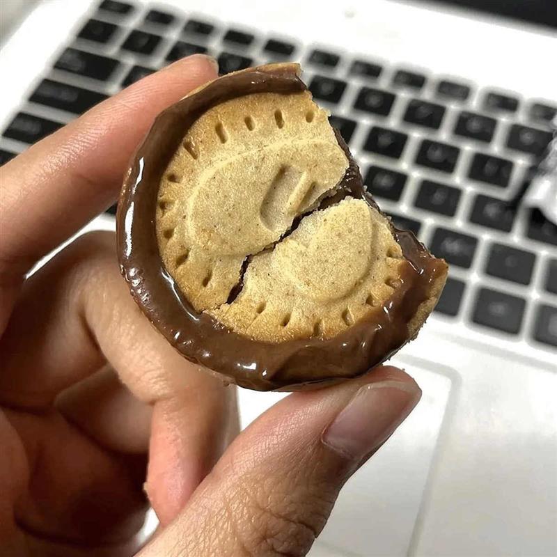 现货新包装费列罗Nutella