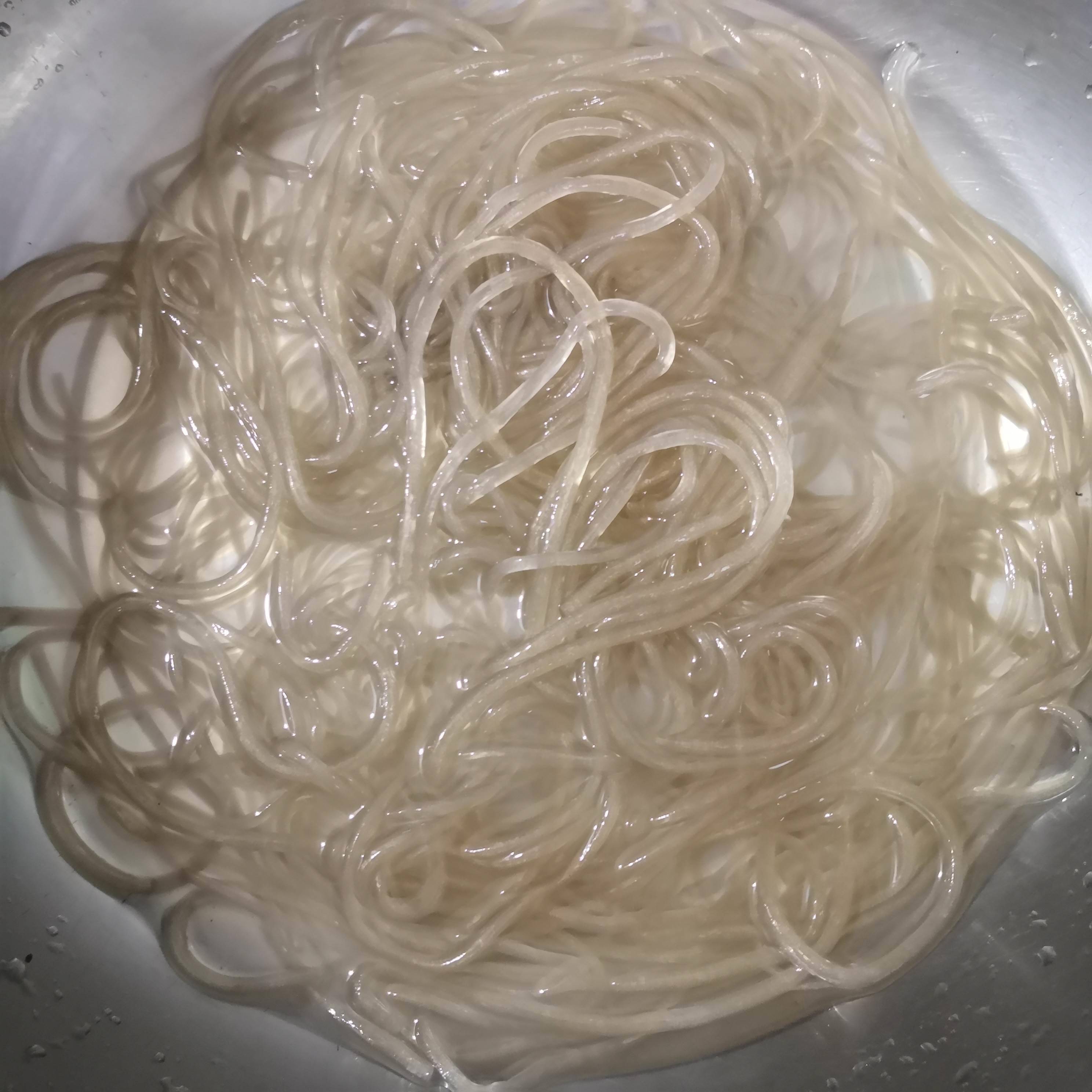 酸溜溜酸辣粉正宗重庆四川酸辣川粉宽火锅条红薯淀粉农家手工商用