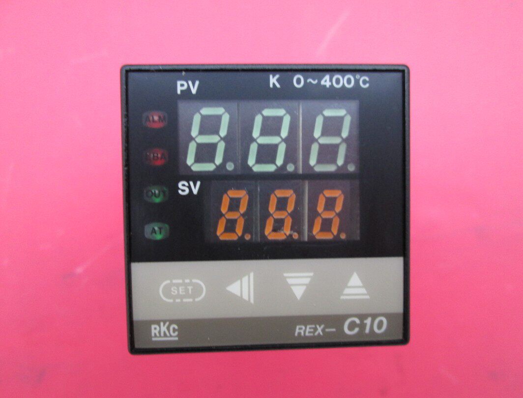 温控表REX-C10FPC-V*2CNZ-140C0-400度K型