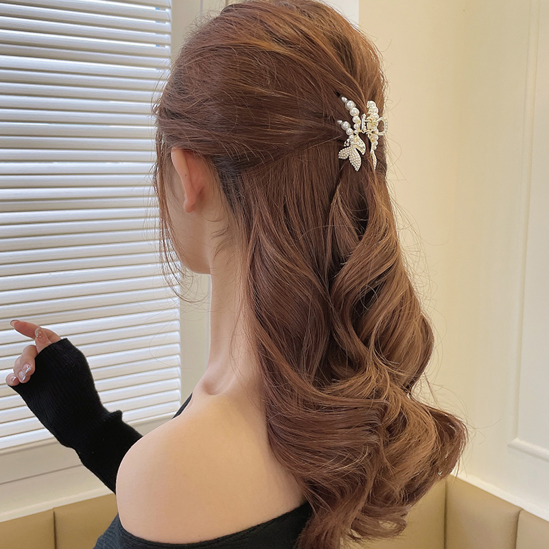 半扎头抓夹女发卡后脑勺珍珠水钻