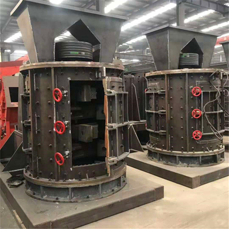 新型复合破碎机立轴式鹅卵石制砂机立式耐火材料砂石破碎机