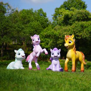 户外卡通马雕塑玻璃钢马年商场美陈公园景区幼儿园落地装饰品摆件