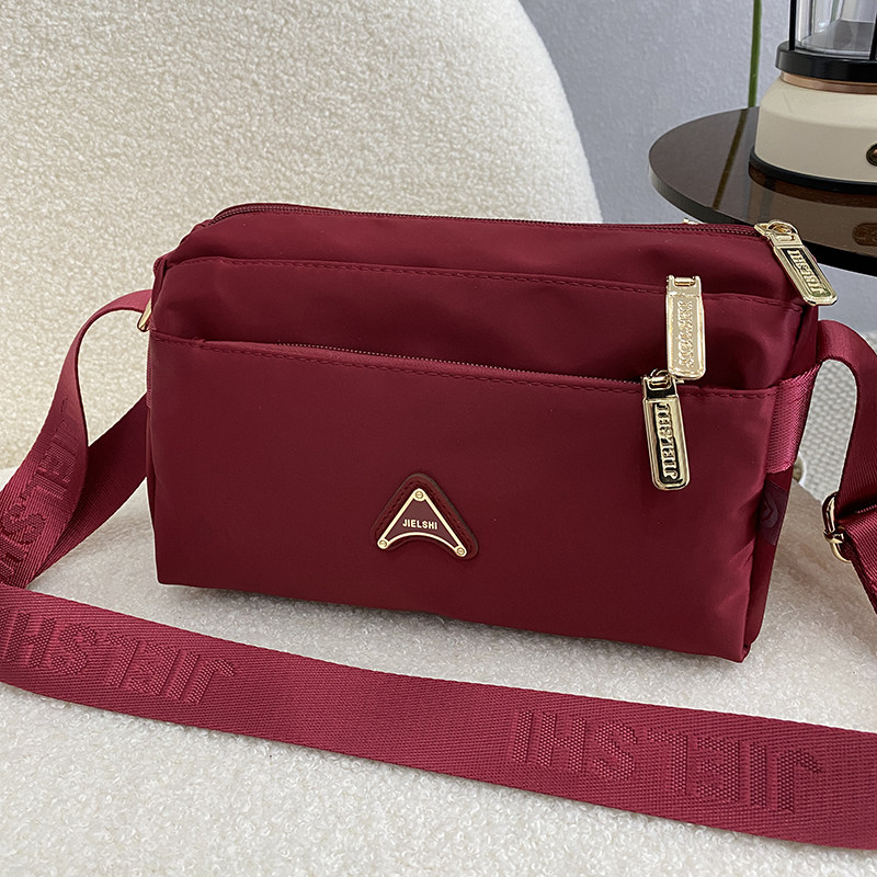 牛津布百搭小包包女斜挎夏天高级感多层简约尼龙包女单肩休闲轻便