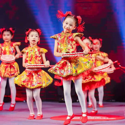 元旦儿童中国红说唱喜庆风梦娃秧歌服幼儿女太平鼓民族舞蹈演出服