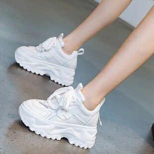 白色老爹鞋女款潮显脚小2024年春季新款松糕厚底8cm内增高小白鞋