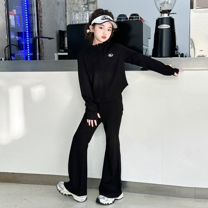 女童黑色印花套装2025新款网红时尚两件套修身显瘦运动服儿童春装