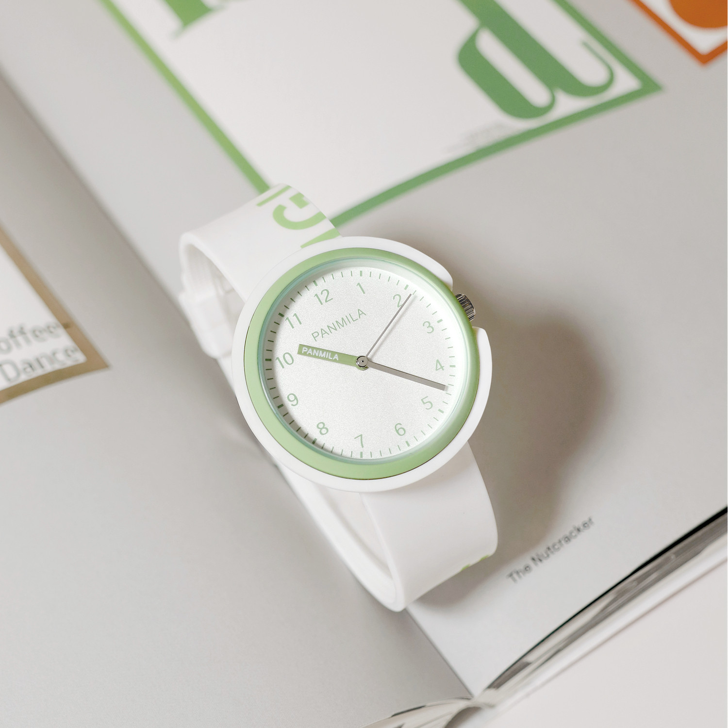 硅胶手表女学生高颜值女款女生女孩少女初中生高中生运动2025新款